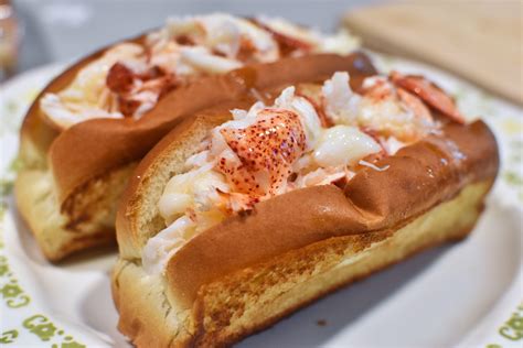 [Homemade] Connecticut Style Lobster Rolls : r/food