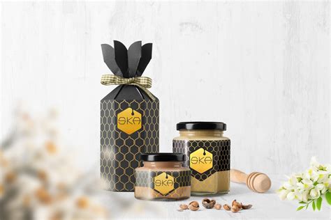 46 Bee'utiful Honey Packaging Designs | Design & Paper