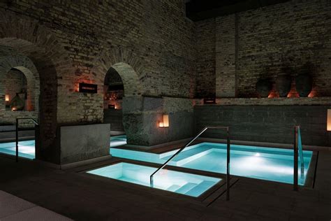 Aire Ancient Baths opens doors to first UK site at London's Covent Garden