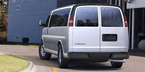 2021 Chevy Express Passenger Van - Specs, Interior Redesign Release ...