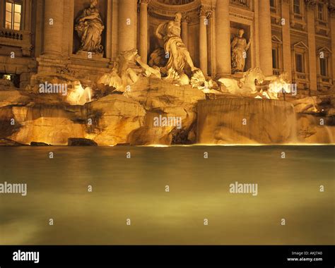 Italy, Rome, Trevi Fountain at night Stock Photo - Alamy