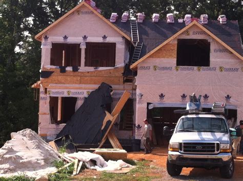 Four injured in roof collapse | wbir.com