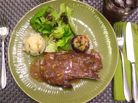 Nasi Lemak Lover: Impromtu Valentine's meal- grilled lamb, mushroom, mashed potato
