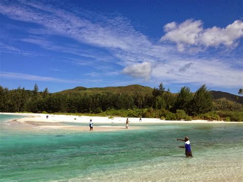 BURU ISLAND, MALUKU ~ Indonesian Traveler