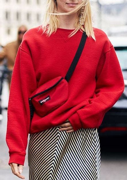 20 Street Style Fanny Pack Outfit Ideas That We Love - Society19