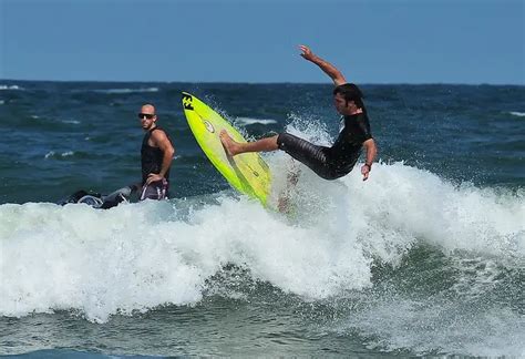 Virginia Beach: Waiting for the Surfing Championships - The Lost Backpack