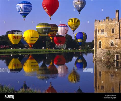 Leeds castle kent balloon hi-res stock photography and images - Alamy