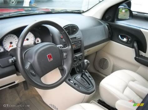 Gray Interior 2004 Saturn VUE Standard VUE Model Photo #40389005 ...