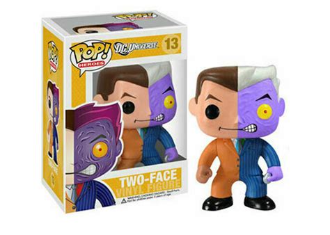 Funko Pop! DC Universe Two-Face Figure #13 - US