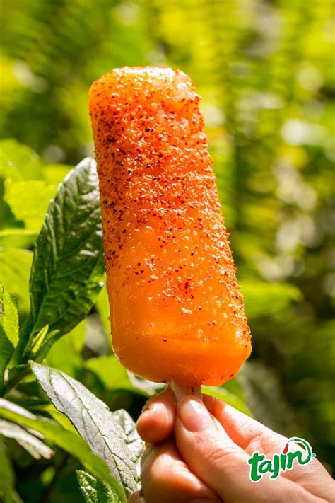 Rica Paleta de Mango con mucho Tajín, ideal para refrescarnos en esta ...