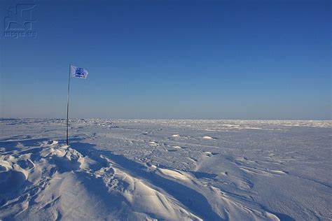 Kaffeklubben island, the northernmost point of land on Earth. #bucketlist Airline Company ...