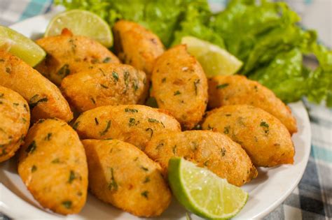 Onde comer bolinho de bacalhau em Curitiba