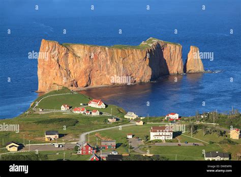 Perce rock, perce, gaspe, quebec hi-res stock photography and images - Alamy