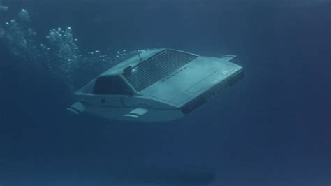 Lotus Cars - News: Esprit submarine from James Bond