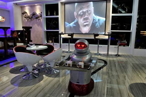 Behold a Space-Themed Robot-Staffed Hotel in China - Eater