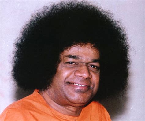 Sathya Sai Baba Biography - Childhood, Life Achievements & Timeline