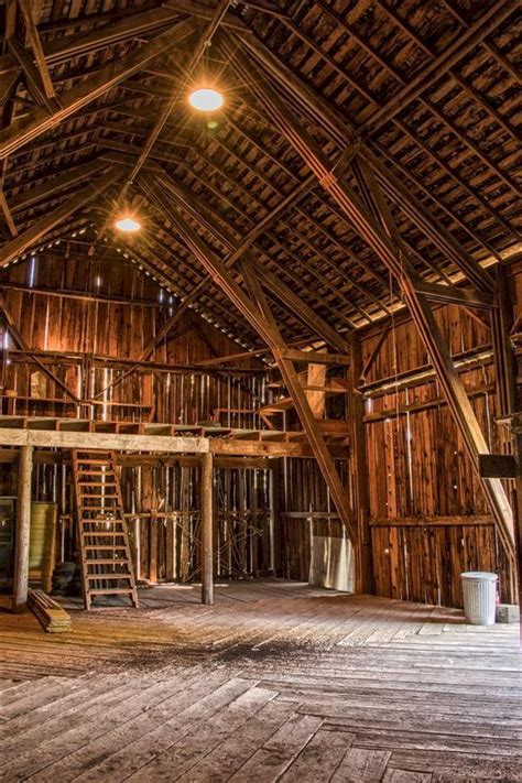 Beautiful Classic And Rustic Old Barns Inspirations No 42 | Old barns, Barn renovation, Barn ...