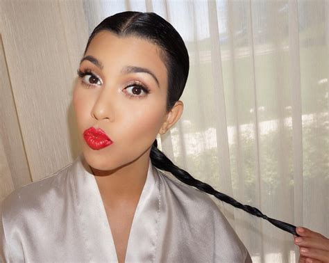 Kourtney Kardashian Ponytail Picture - The Hollywood Gossip