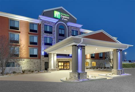 Holiday Inn Express Mitchell, an IHG Hotel Reviews, Deals & Photos 2024 - Expedia