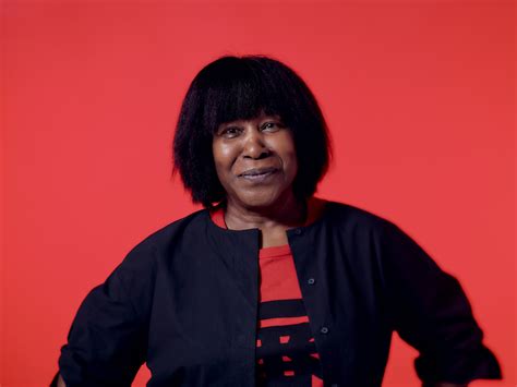 Watch music legend Joan Armatrading live in concert from your couch | Krugersdorp News