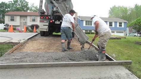 4 Tips To Build Concrete Patio - Maple Concrete Pumping