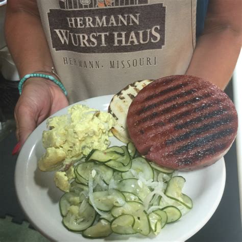 Grand Champion German Bologna Special - Hermann Wurst Haus