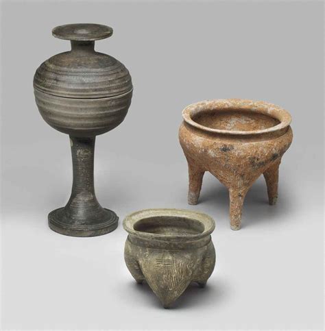 THREE EARLY POTTERY VESSELS , NEOLITHIC/EASTERN ZHOU DYNASTY, 3RD ...