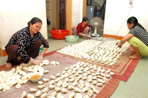 Bánh dày Hà Nội có gì đặc biệt? Ăn ở đâu ngon? Khám phá ngay