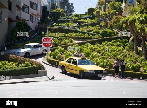 San Francisco zigzag road Stock Photo - Alamy