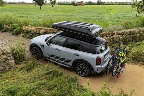 MINI Launches New Accessories For The Cooper S Countryman ALL4 | Carscoops