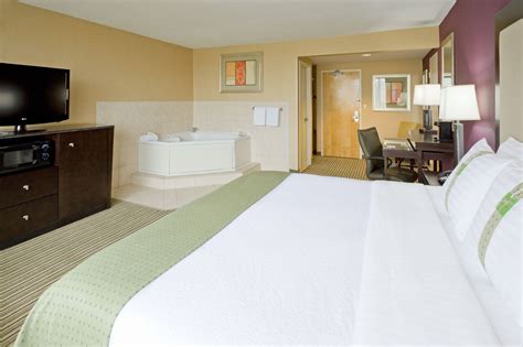 Discount Coupon for Holiday Inn Hotel & Suites Parsippany Fairfield in ...