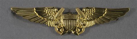 Badge, Naval Flight Officer, United States Navy | National Air and Space Museum