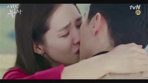 Crash Landing On You Ep 16 |Kiss Scene |사랑의 불시착| - YouTube