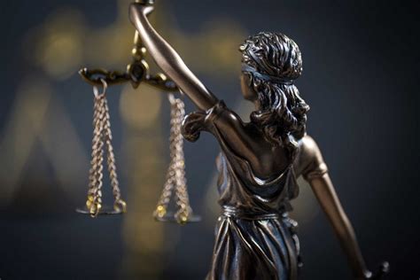 Lady Justice Statue Stock Photo - Indiana Personal Injury Lawyers | Ken ...