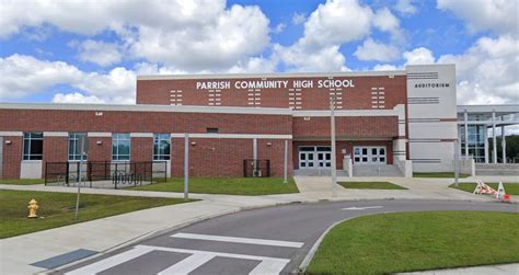 Parrish Community High evacuated after bomb threat