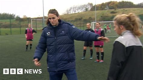 England footballer Jill Scott to inspire Gateshead women - BBC News