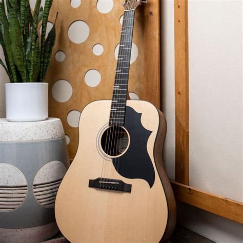 Guitar Center Review - Must Read This Before Buying