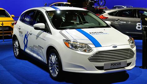 Hybrid Vehicles: Ford to Plans to Triple Current Line