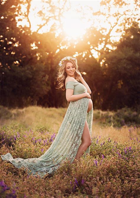 50 Cute Maternity Photo Ideas to Try in 2019