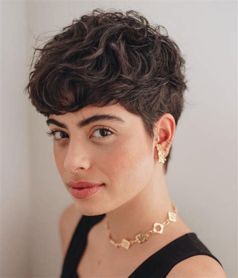 30 Stylish Non Binary Haircuts for 2023