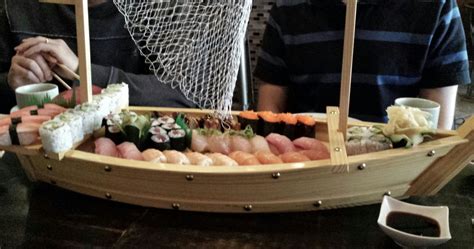 Sushi Boat : r/sushi