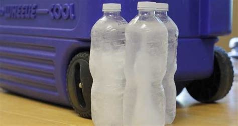 Video Tip : Frozen Water Bottles In Your Cooler - 50 Campfires