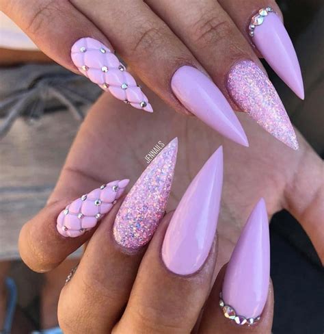 #pink #stiletto #glitternails #glitternails2018 #nailart #naildesigns #naildesign2018 # ...
