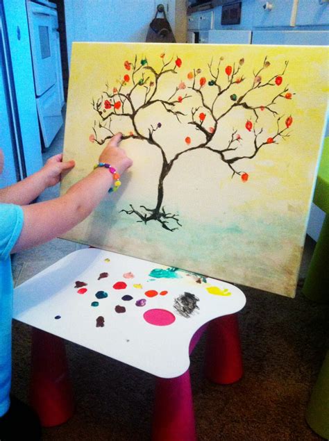 MunchkinTime: Autumn Craft For Kids - Fingerprint Tree on Canvas