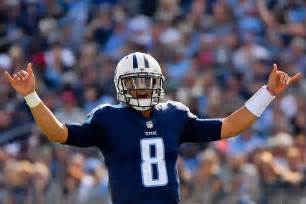 Tennessee Titans quarterback Marcus Mariota (8) signals from the line against the Baltimore ...