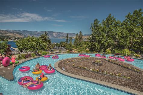 Slidewaters Water Park—Family Fun & Thrills at Lake Chelan - Out There ...