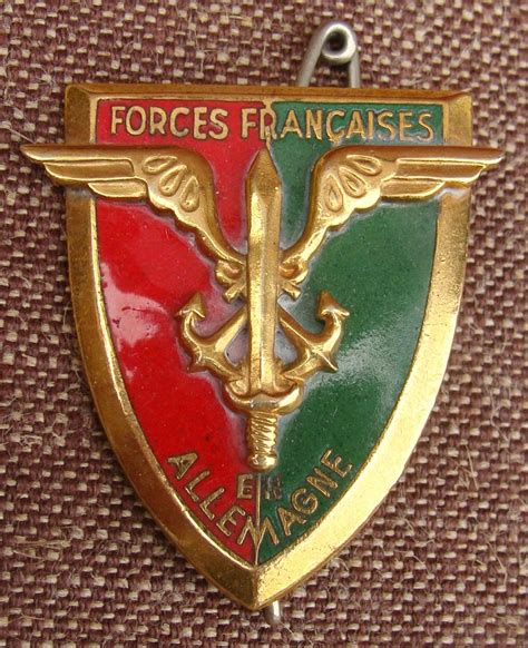 Insigne Forces Françaises en Allemagne A.B. - Frente | Armée française, France, Insignes