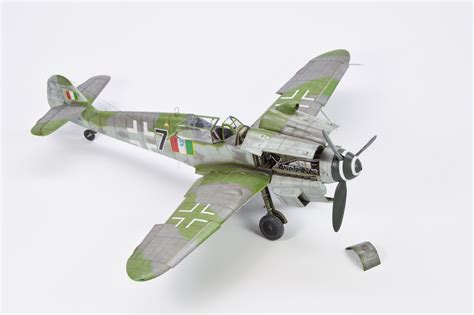 Bf 109G-10 Erla ProfiPACK Edition Eduard 82164