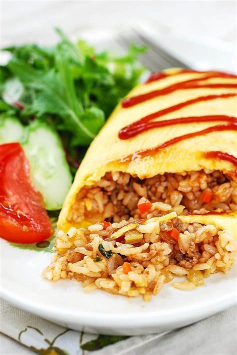 Omurice (Omelette Rice) - Korean Bapsang