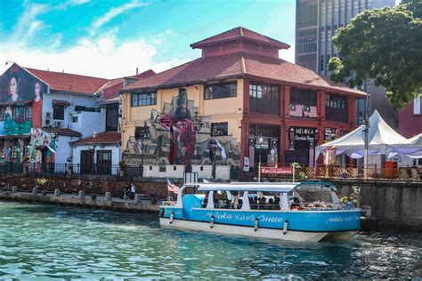 Should You Take the Melaka River Cruise? Yes! - The Island Drum